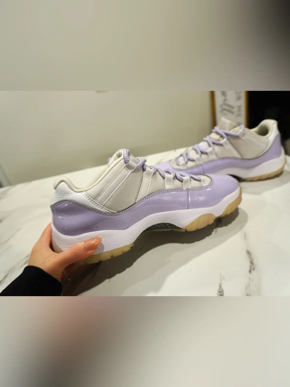 Air Jordan 11 Retro Low 'Pure Violet Mens 11.5